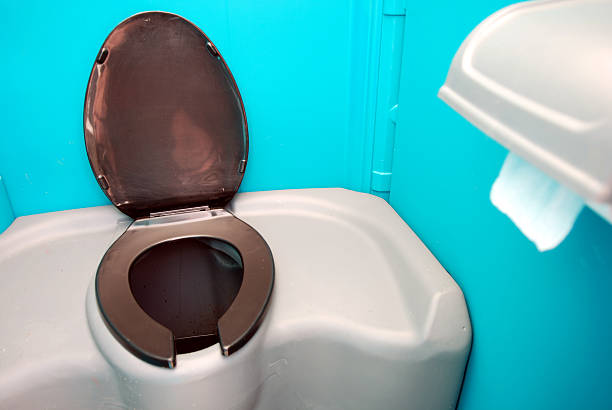 Best Portable restroom trailer rental  in Marion, IN