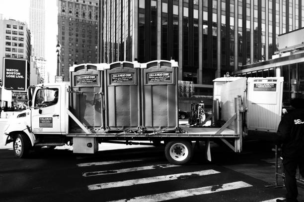 Best Porta potty delivery and setup  in Marion, IN